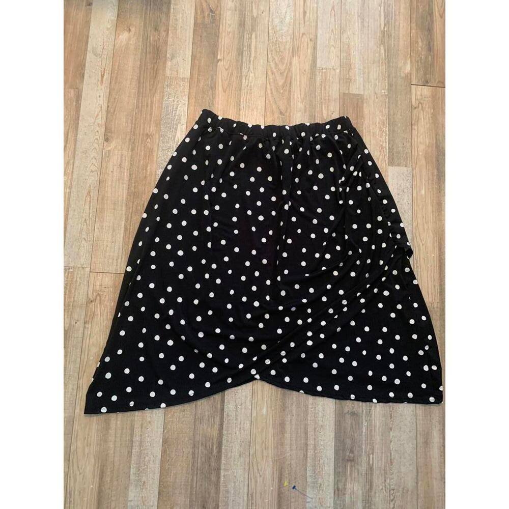 Soft Focus, Black\white polka dot faux wrap A-line skirt size 18\20